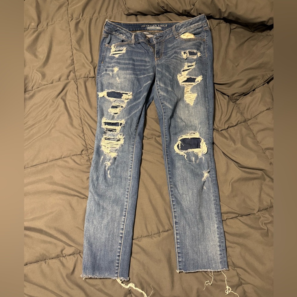 American Eagle Women's Ripped Skinny Jeans